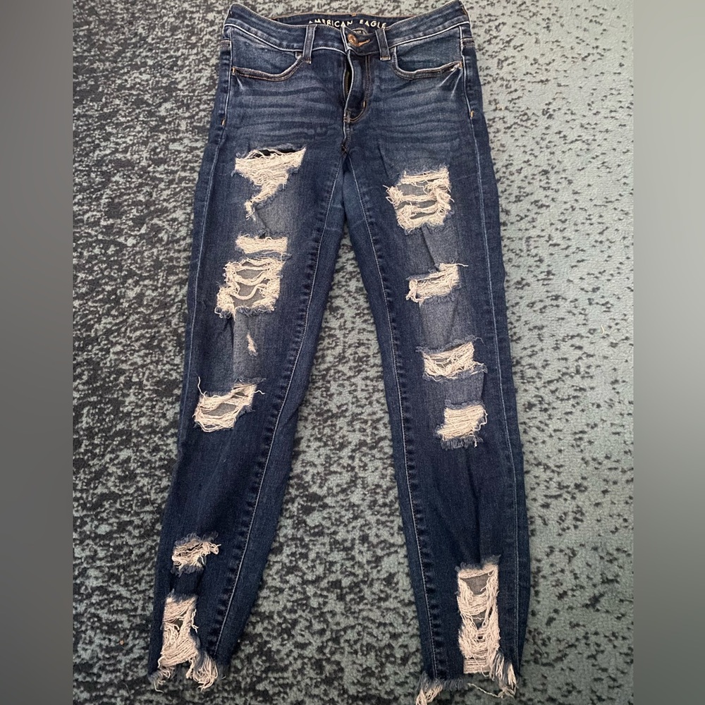 American eagle ripped jeans